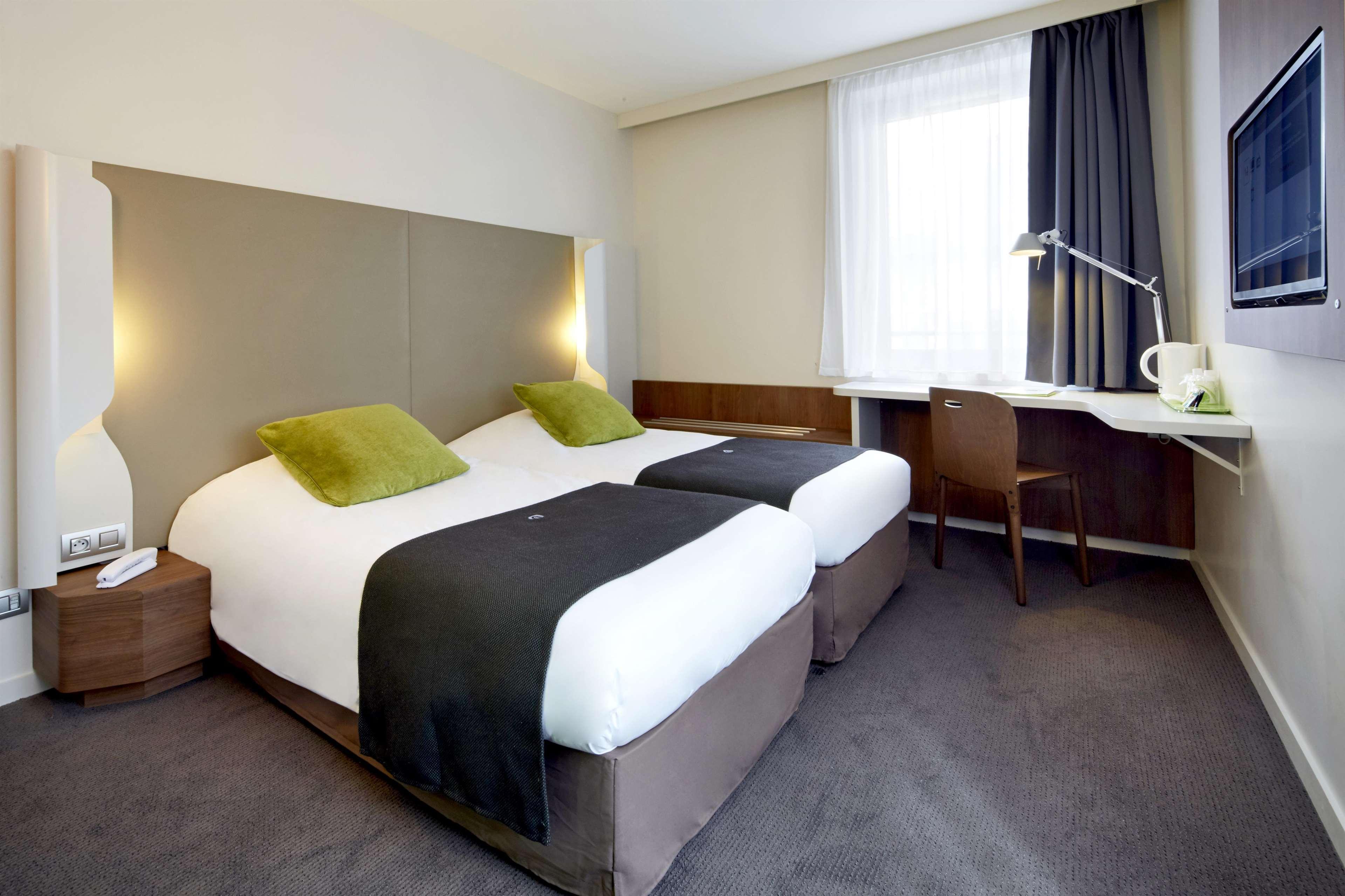 Campanile Annemasse Gare- Geneve Otel Dış mekan fotoğraf