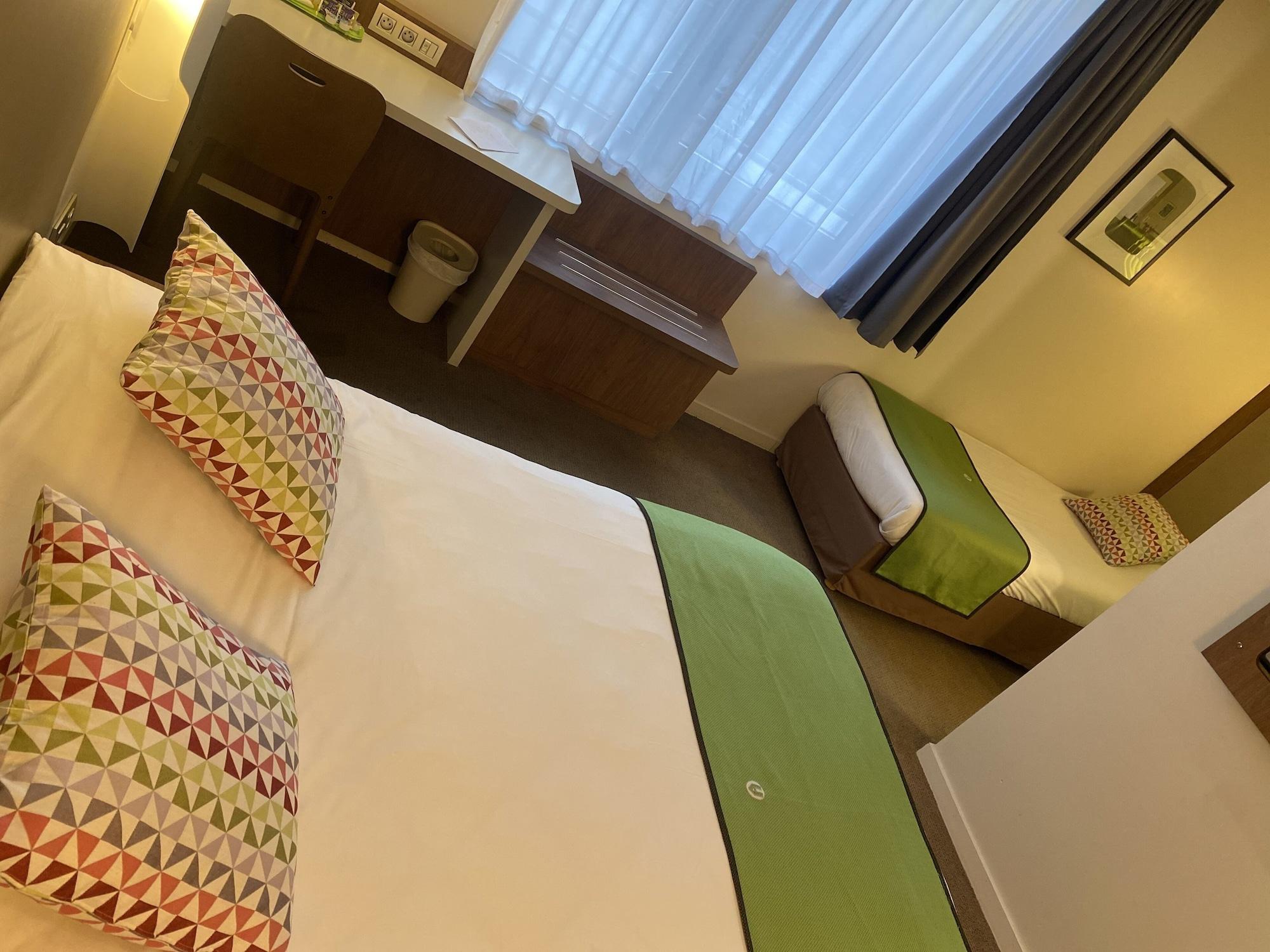 Campanile Annemasse Gare- Geneve Otel Dış mekan fotoğraf
