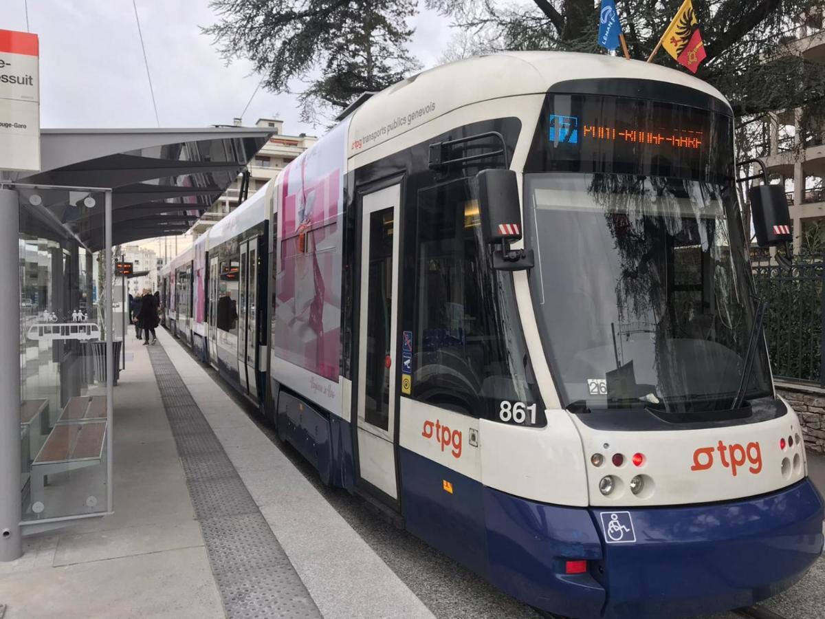 Campanile Annemasse Gare- Geneve Otel Dış mekan fotoğraf